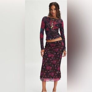 Upside Down Inside Out Convertible
Set